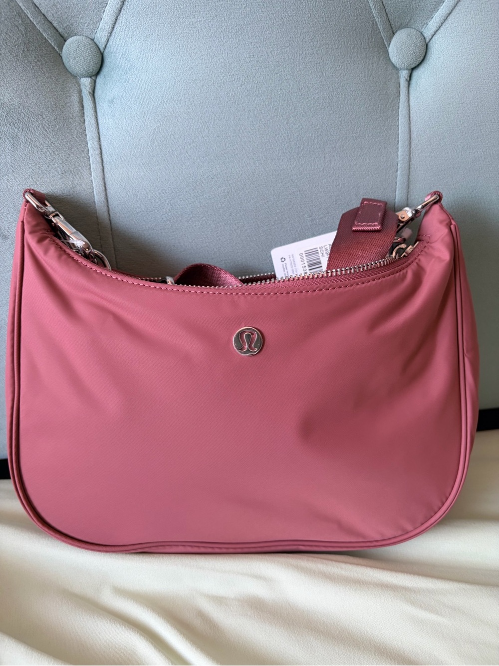 Lululemon Adjustable Mini Shoulder Bag 3L β Spiced Chai - Picture 5 of 7